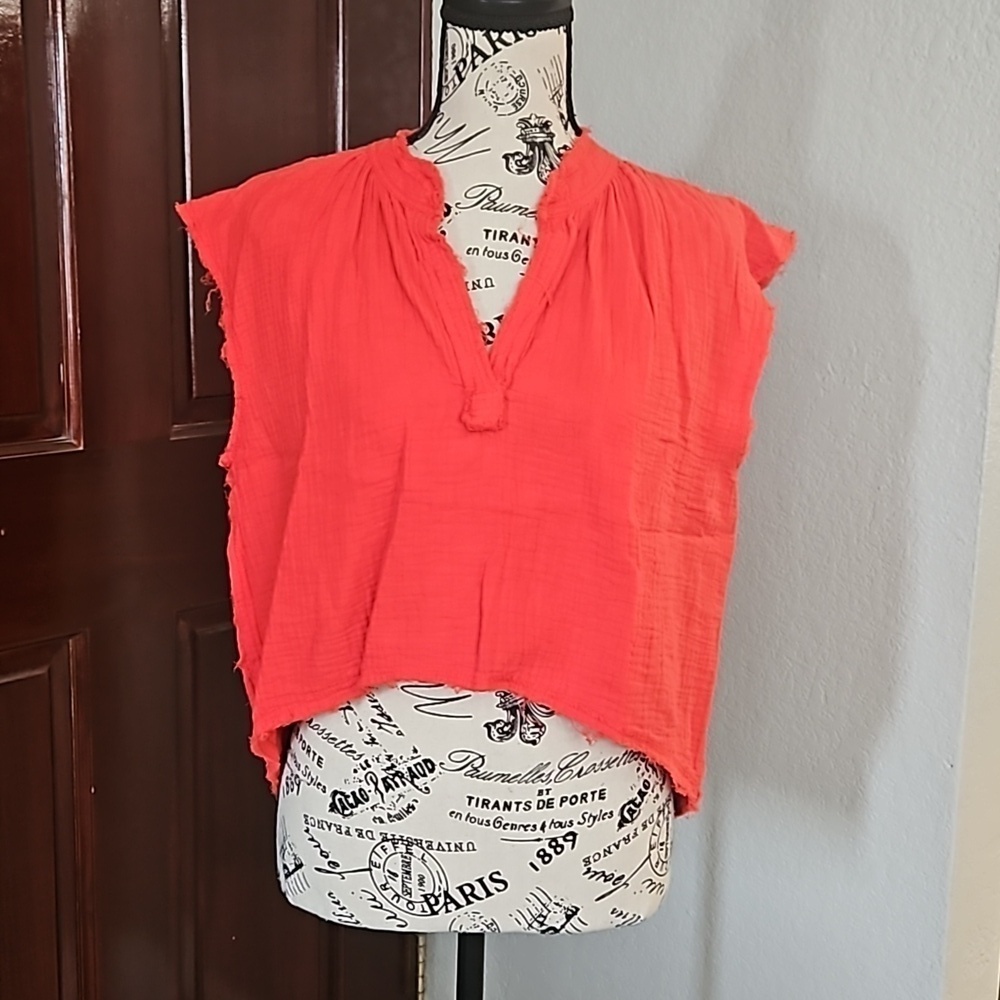Cotton Gauzy Cropped High Low Top - Medium